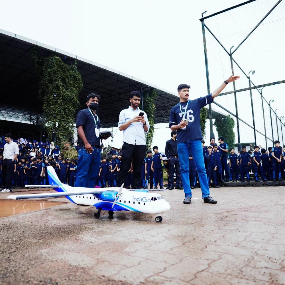 Airshow and Exhibition at School — FAERI Airshow and Exhibition Photo